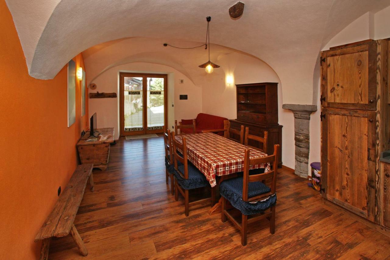 Susy' S Flat Daire Oulx Dış mekan fotoğraf